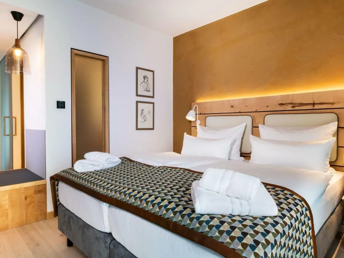 Walhalla Hotel Regensburg Hoeferer 4 Sterne Superior Tegernheim 4*,  Németország